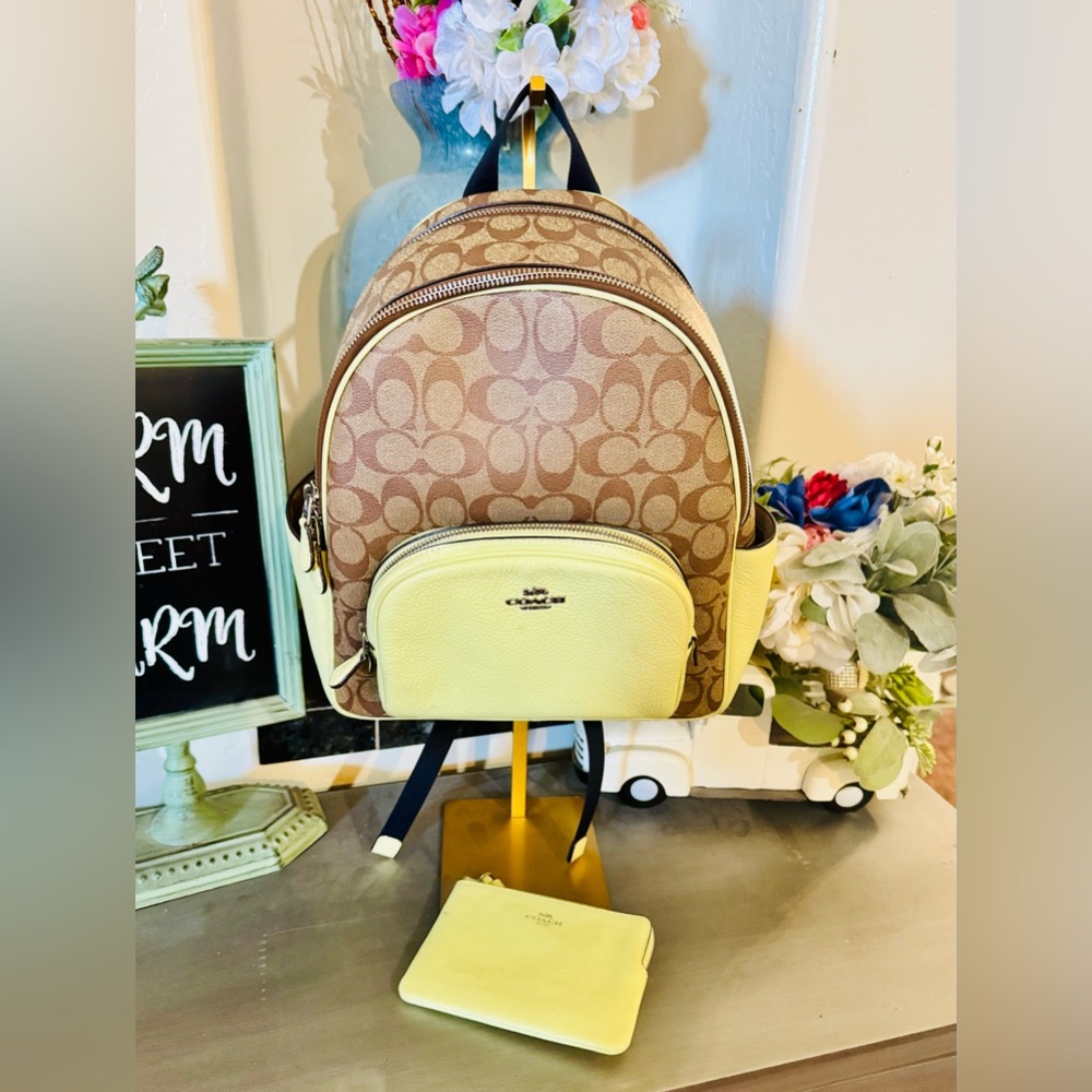Coach 2022 Tan and yellow Signature Backpack EUC style 5671 MSRP $398 & wristlet